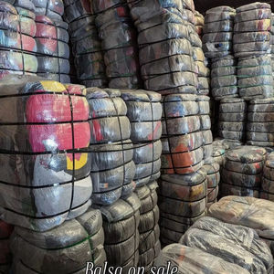 Colección de Ropa Usada de Primera Calidad – Ropa de Segunda Mano a Precios Accesibles para Hombres, Mujeres y Niños. Descubra una selección cuidadosamente seleccionada. - Product Image 1