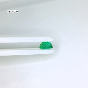 Émeraude zambienne 100% naturelle de qualité supérieure, grade 3A, pierre précieuse octogonale en vrac, poids 2,04 ct, 8,00x6,10x4,80 mm, pour la fabrication de bijoux fins - Product Image 4