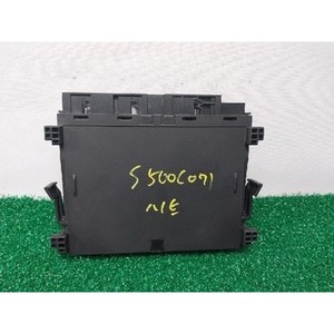 โมดูลควบคุมรถยนต์ S-class ปี 2005-2009 มือสอง ของแท้ รหัส A2218702192 - Product Image 2