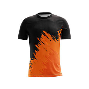 T-shirt de sport en sublimation, conçu pour la gestion de l'humidité, avec un design imprimé vibrant, extensible et confortable pour des mouvements fluides. - Product Image 1