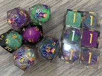 Ensemble de dés polyédriques en résine faits main, à noyau liquide, thèmes Pieuvre, Tortue de mer, Hibou, Dragon, 7 pièces, à bords vifs, avec motifs artistiques, pour jeux DND et RPG