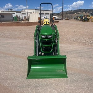 Tractor Compacto de Servicio Pesado 2025 2032R Z160974 de Alto Rendimiento, Suministro al por Mayor - Product Image 1