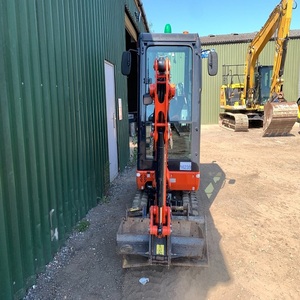 Excavadora Compacta Profesional Kubota KX016-5 con Gran Capacidad de Excavación, Controles Fluidos y Construcción Duradera - Product Image 1