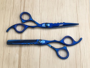 High Quality Coated Hairdressing Scissors <b>Set</b> for Professional Cutting and Thinning <b>Barber</b> and Salon Hair Styling Tools - Product Image 2