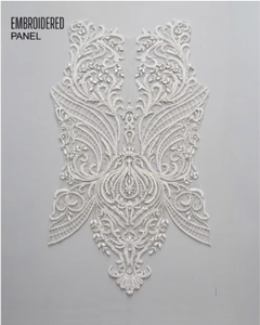 Panel Frontal y Trasero de Encaje Color Marfil Atemporal con Bordado de Perlas, Accesorio Elegante y Duradero - Product Image 3