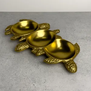 Bol à fruits en métal artisanal de qualité supérieure, respectueux de l'environnement, finition polie de luxe, décoration moderne pour la maison, forme de tortue dorée - Product Image 1