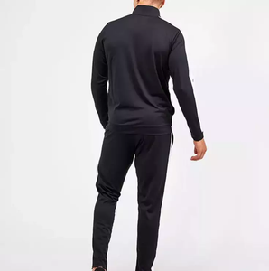 ชุดวอร์มฤดูหนาวไซส์ใหญ่สำหรับผู้ชาย ยี่ห้อ LUXE ATTIRE INDUSTRY ผลิตจากโพลีเอสเตอร์/คอตตอน มีฮู้ดพร้อมเชือกผูก สไตล์ลำลอง รับผลิตแบบ OEM พร้อมปักโลโก้ด้านหน้า - Product Image 2