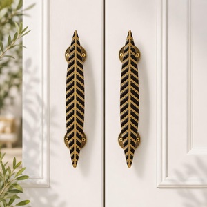 Poignée de porte SHUBHAM en laiton antique de 12 pouces, faite à la main, style vintage, pour porte principale, poignée décorative d'entrée - Product Image 3