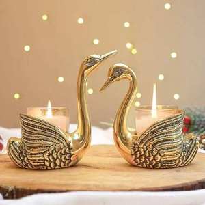 Porte-bougie en aluminium en forme de cygne, finition dorée |   Décoration d'intérieur en métal écologique faite à la main pour Noël, anniversaire, mariage - Product Image 4