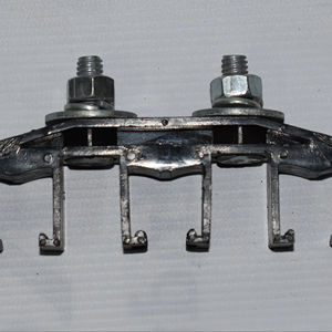 Abrazadera de Campo para Cable Eléctrico de Alta Calidad con Conexión a Presión para Grúa EOT de 3 Polos, Tamaños Personalizados Disponibles - Product Image 1