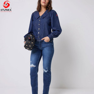 Camisa de Mezclilla Casual para Mujer al por Mayor, Sólida, Simple, Ecológica, Premium, Azul, con Botones Delanteros, Manga Larga, Fabricante OEM - Product Image 2