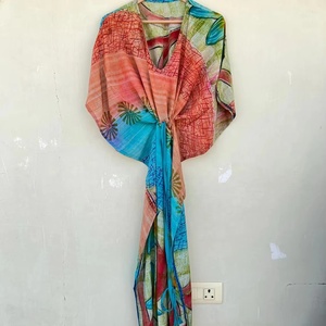 Caftan en soie Grand caftan bohème Robe bohème Robe longue caftan en soie - Product Image 1