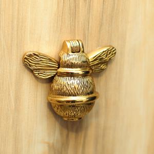Battant de porte artisanal en laiton abeille, style vintage, sculpture murale décorative, décoration d'intérieur insecte, pour salon et chambre - Product Image 3