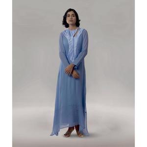 Kurti de Diseño en Georgette con Detalles de Pliegues de Satén Suave, Tela Elegante y Transpirable, Ideal para Uso Diario - Product Image 4