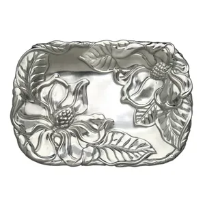 Bandeja de Servicio de Metal Hecha a Mano, Decoración de Mesa Contemporánea para Hogares de Lujo, Acabado Dorado, Cristal Hecho a Mano, Estilo Francés - Product Image 4