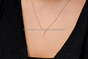 Pendentif Clé Maîtresse Personnalisée en Or Massif 10K Tendance, Sertie de Pierres Naturelles Taille Brillant, Cadeau Adorable, Bijou Hip Hop Unique Unisexe - Product Image 3
