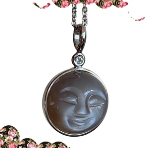 จี้หินลาบราดอไรต์เคลือบทองรูปดวงจันทร์อัญมณีรักษาด้วยเงินสเตอร์ลิงทำด้วยมือ - Product Image 1