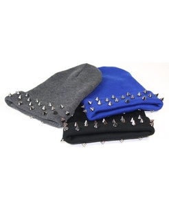 Bonnet Streetwear Punk à Clous et Rivets, Chapeau d'Hiver Unisexe Gothique Hip-Hop, Bonnet Tricoté, Vente en Gros Royaume-Uni, États-Unis, Europe, Logo Personnalisé - Product Image 3