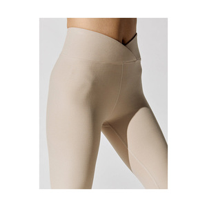 Ensemble de yoga décontracté sur mesure de haute qualité, respirant, grande taille, pour femmes, 2 pièces, écologique, séchage rapide, taille élastique - Product Image 5