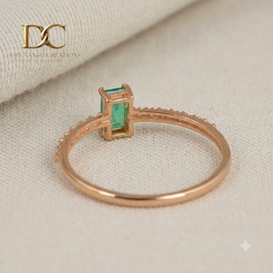 แหวนทองคำแท้ 14KT สีโรสโกลด์ ประดับเพชรเพาะเลี้ยงและมรกตโคลอมเบีย สำหรับผู้หญิง ของขวัญสุดหรูสำหรับทุกโอกาส - Product Image 4