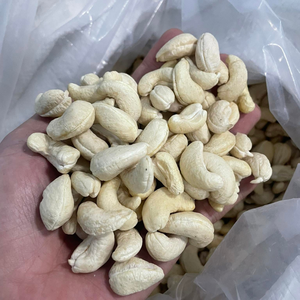 เม็ดมะม่วงหิมพานต์ซานติโกราคาถูก บรรจุภัณฑ์สุญญากาศ จัดส่งรวดเร็ว - Product Image 1