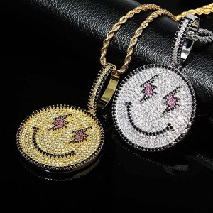 Collier pendentif visage souriant plaqué or Hip Hop, entièrement serti de diamants ronds, pour hommes et femmes, idéal pour fiançailles, mariage et fêtes - Product Image 2