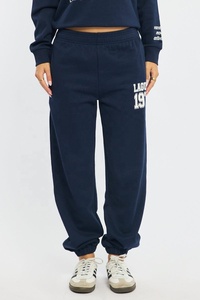Ensemble deux pièces pour femme, haut court à manches courtes et col en V en crêpe de coton de haute qualité, style costume français, et pantalon long, design tendance. - Product Image 2