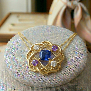 สร้อยคอไฮโดรสีน้ำเงินทรงสี่เหลี่ยมมินิมอล หินขนาด 8 มม. ความยาว 16 นิ้ว เงินแท้ 925 ชุบทอง 18K เครื่องประดับทันสมัยสำหรับใส่ทุกวัน - Product Image 4