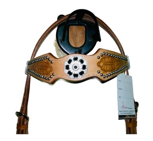 Top Trending Premium Quality Western Headstall Concho tallado a mano con logotipo personalizado Productos ecuestres de cuero para montar a caballo - Product Image 5