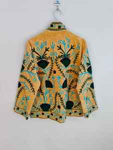 Veste en velours brodée à la main, veste ethnique faite à la main, veste florale Suzani, veste en velours pur, style bohème hippie - Product Image 5