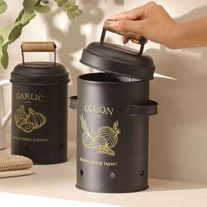 Conteneur de rangement alimentaire moderne en métal avec couvercle en bois pour l'organisation du garde-manger et la décoration de comptoir de cuisine - Product Image 6