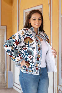Chaqueta bordada con motivos florales Suzani para mujer, de manga larga, hecha a mano, estilo étnico bohemio, para uso casual y boutique. - Product Image 3
