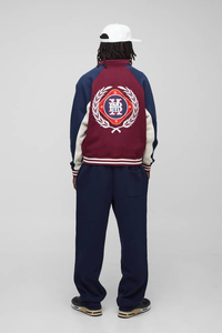 Veste bomber d'hiver pour homme en cuir véritable et laine, coupe-vent, avec logo personnalisé sur le devant, style streetwear - Product Image 2