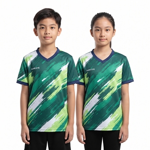 Camiseta Deportiva Sublimada Personalizada de Moda para Niños, Cuello en V, Unisex, Ropa Deportiva Estampada para Niños y Niñas, Manga Corta, Tops Informales para Actividades - Product Image 5