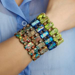 กำไลเรซิ่นทำมือ พิมพ์ลายดิจิทัล สีพื้นเรียบหรู เครื่องประดับแฟชั่นคุณภาพพรีเมียมสำหรับผู้หญิง ขายส่ง คุณภาพส่งออก - Product Image 4