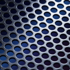 [APEC] Metal Perforado Antideslizante de Acero Inoxidable para Pasarelas de Seguridad y Placa Industrial Profesional y Duradera - Product Image 1