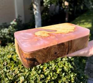 Caja del Tesoro con incrustaciones de resina para almacenamiento y regalo de joyas de estilo elegante para el hogar de Tradebyd - Product Image 1