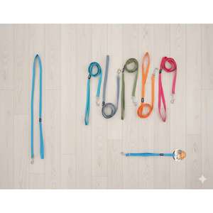 Laisse Réfléchissante pour Chien Yommy 120CM Double Sécurité 6 Couleurs 4 Tailles Laisse pour Animaux de Compagnie de Qualité avec Style - Product Image 3