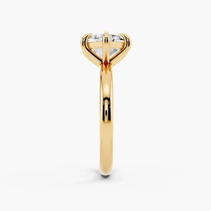 Anillo de Diamantes Cultivados en Laboratorio con Forma Hexagonal Alargada en Oro de 14K - Product Image 3