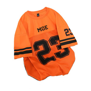 Maillot de football américain Y2K surdimensionné pour femme, orange, personnalisé, en maille, style streetwear, respirant, pour le jour du match, par le fabricant de t-shirts de sport - Product Image 4
