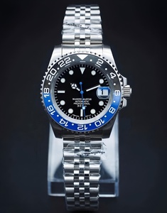 Montre de plongée sportive analogique Black Blue Bat Jubileeband S-Logo NH35 Movement MOD en cuir et acier inoxydable, résistante à l'eau 50 bars, avec verre cristal - Product Image 1