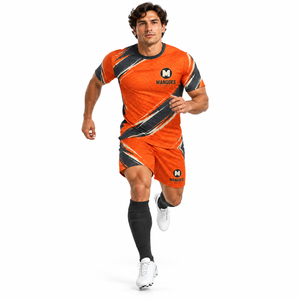 Ensemble de maillots de football en gros, uniforme de football, vêtements d'équipe, 100% polyester, tissu respirant à séchage rapide, maillot et short personnalisés sublimés - Product Image 3