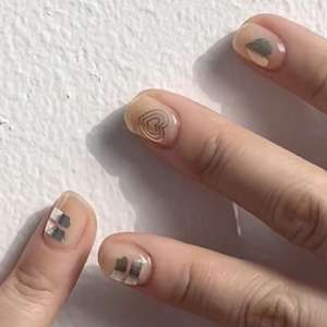 สติ๊กเกอร์ติดเล็บเจลกึ่งสำเร็จรูป คุณภาพระดับร้านทำเล็บเกาหลี 100% ปลอดภัยสำหรับผู้ทานมังสวิรัติ ไม่ทดลองกับสัตว์ ใช้งานง่าย ปลอดสารพิษ - Product Image 5