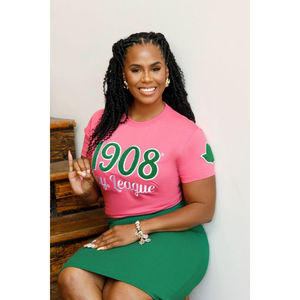 Camiseta de chenilla Ivy League 1908, rosa y verde, ropa de hermandad, letras bordadas, algodón, estilo universitario griego, camiseta para mujer - Product Image 1