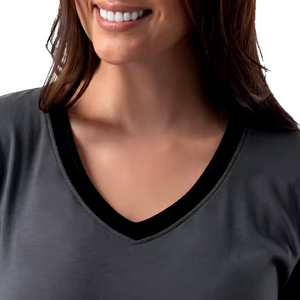 Ensemble court élégant pour femmes, personnalisable avec logo OEM, vente en gros, qualité supérieure, séchage rapide et confortable, deux pièces - Product Image 3