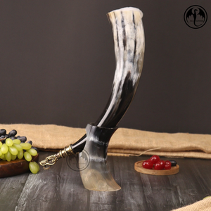 Cuerno nórdico artesanal para beber, con borde metálico, para fanáticos de Juego de Tronos, artesanía natural. - Product Image 2