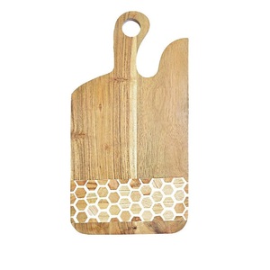 Planche à découper en bois de qualité supérieure, forme rectangulaire, finition naturelle, réutilisable, passe au lave-vaisselle, épaisseur 1,3 cm, ustensile de cuisine pour la découpe - Product Image 2