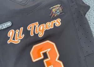 Ensemble de maillots d'entraînement de football américain en twill, vierges pour sublimation, avec logo personnalisé, de haute qualité, vente en gros - Product Image 3