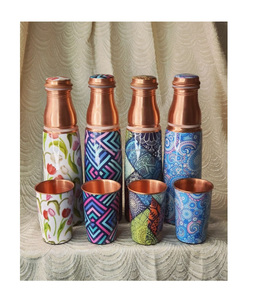 Bouteille en cuivre artisanale avec construction sans joint Durabilité améliorée et avantages pour la santé pour l'eau bouillante - Product Image 5