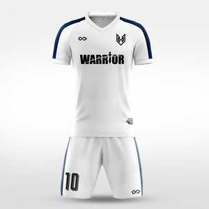 ชุดเสื้อฟุตบอลพร้อมกางเกงขาสั้น ชุดยูนิฟอร์มฟุตบอลแบบกำหนดเอง ชุดกีฬา ชุดทีมพิมพ์ลาย ระบายอากาศได้ดี แห้งเร็ว พิมพ์ลายดิจิตอล 100% - Product Image 3